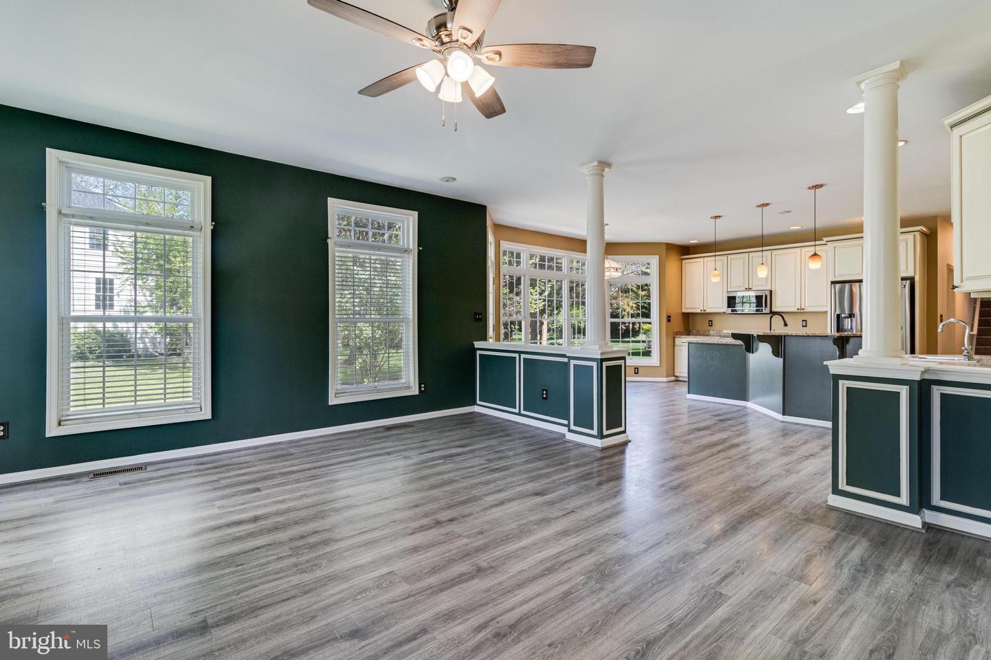 11645 Bachelors Hope Ct Property Photo 9