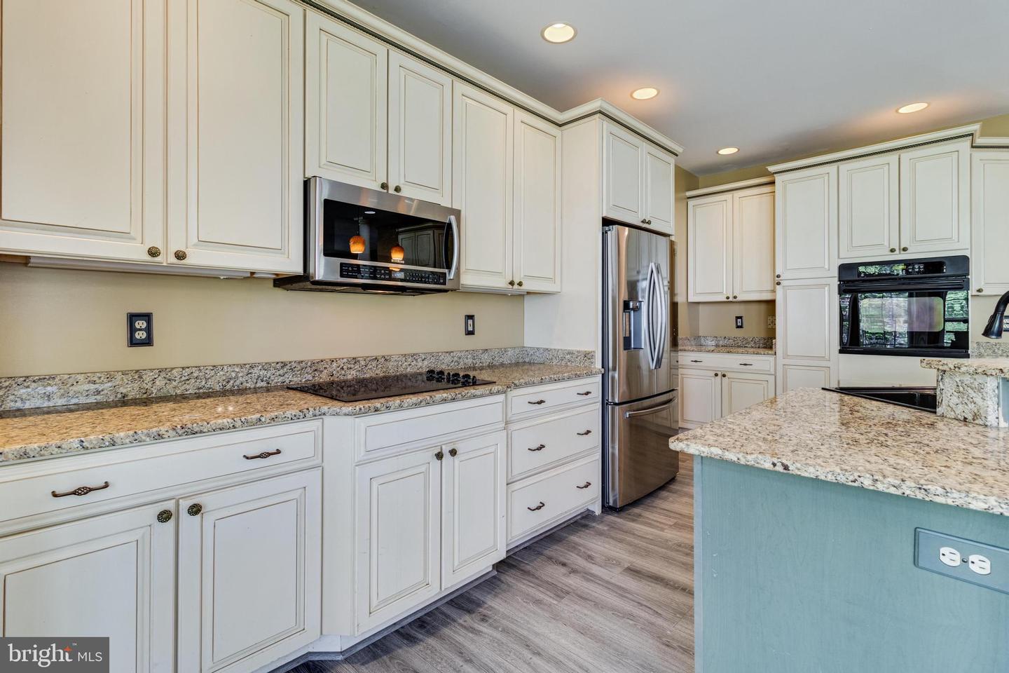 11645 Bachelors Hope Ct Property Photo 15