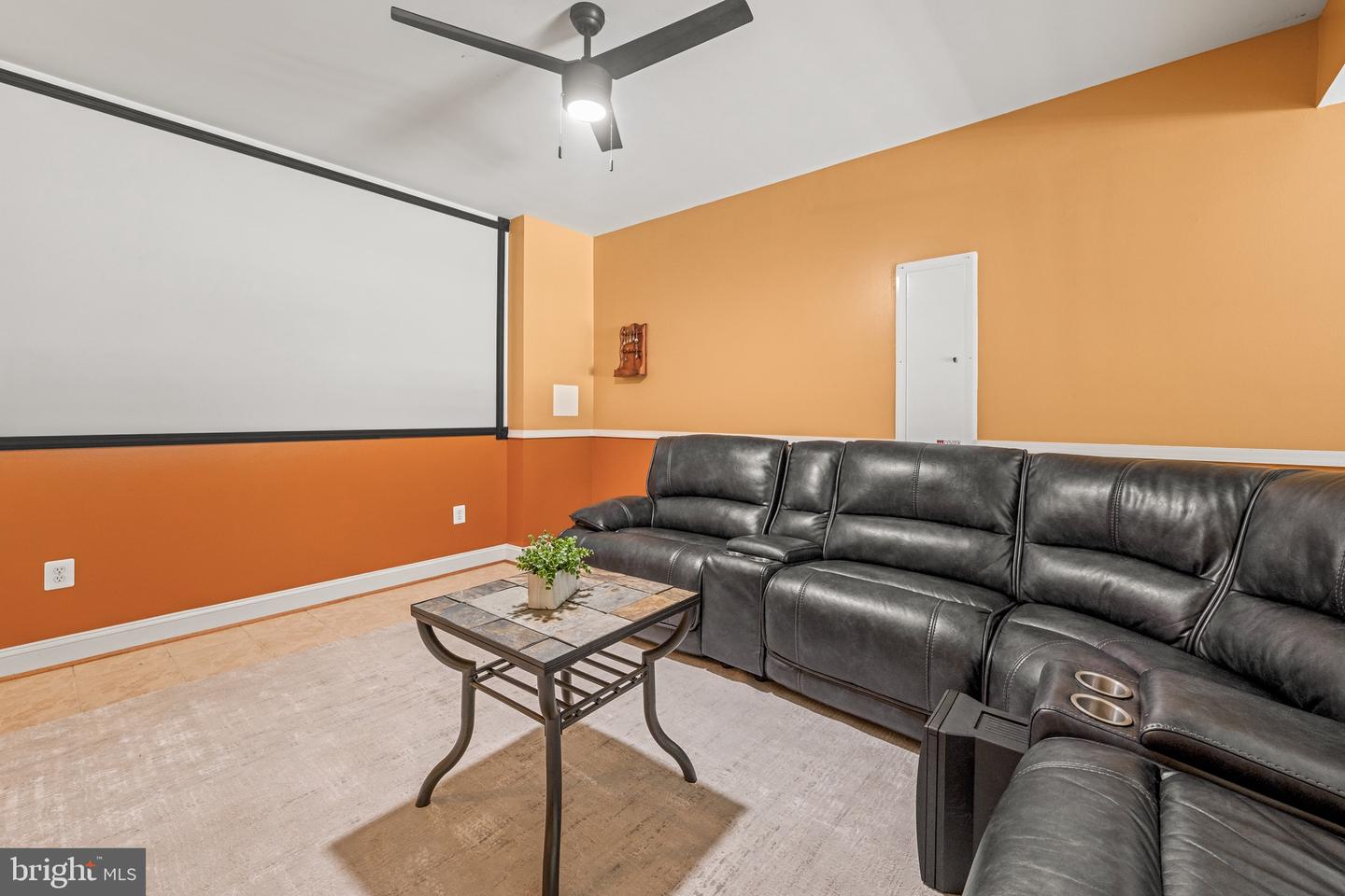 10352 Whittier Ct Property Photo 32