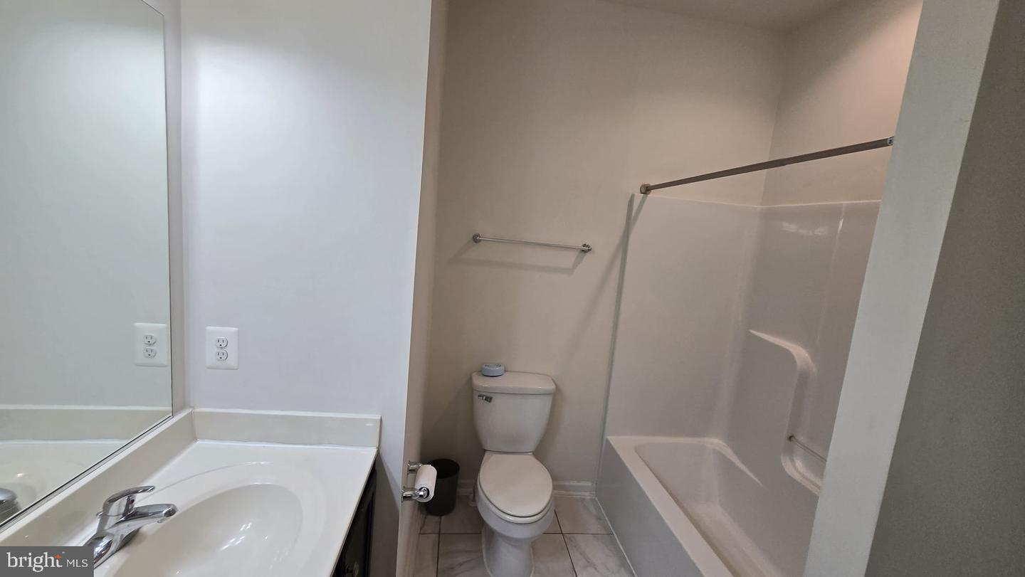 12298 Sandstone St Property Photo 10