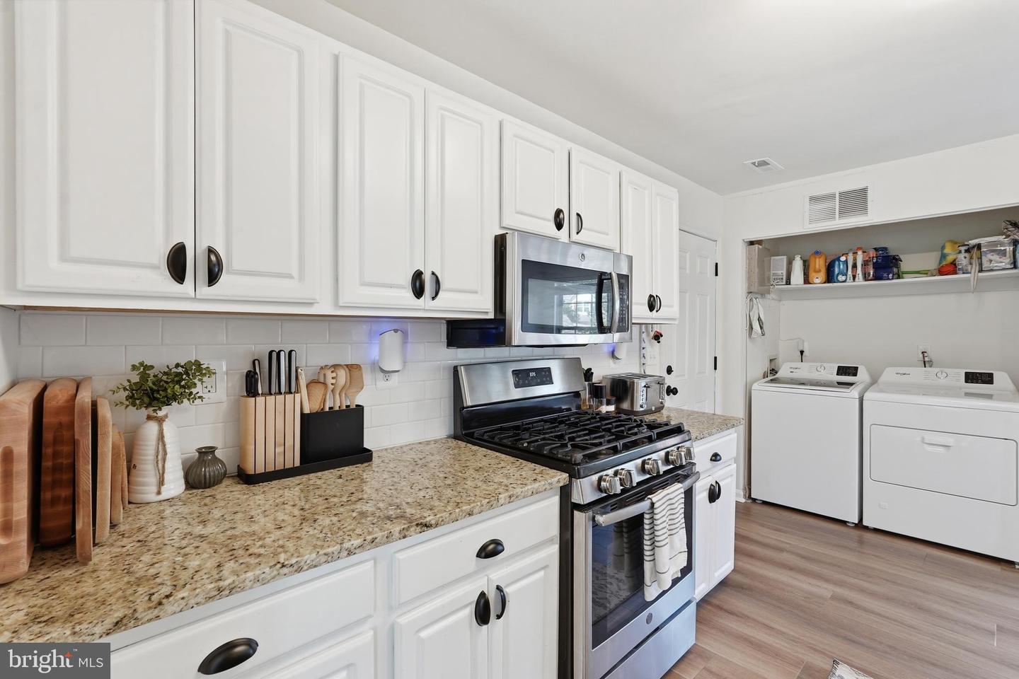 11620 Myrtle Oak Ct Property Photo 4