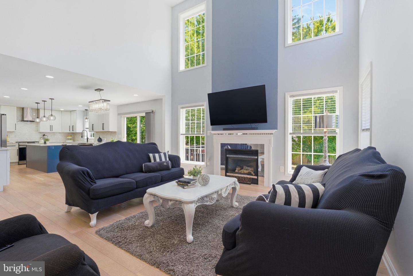 10654 Ashford Cir Property Photo 6