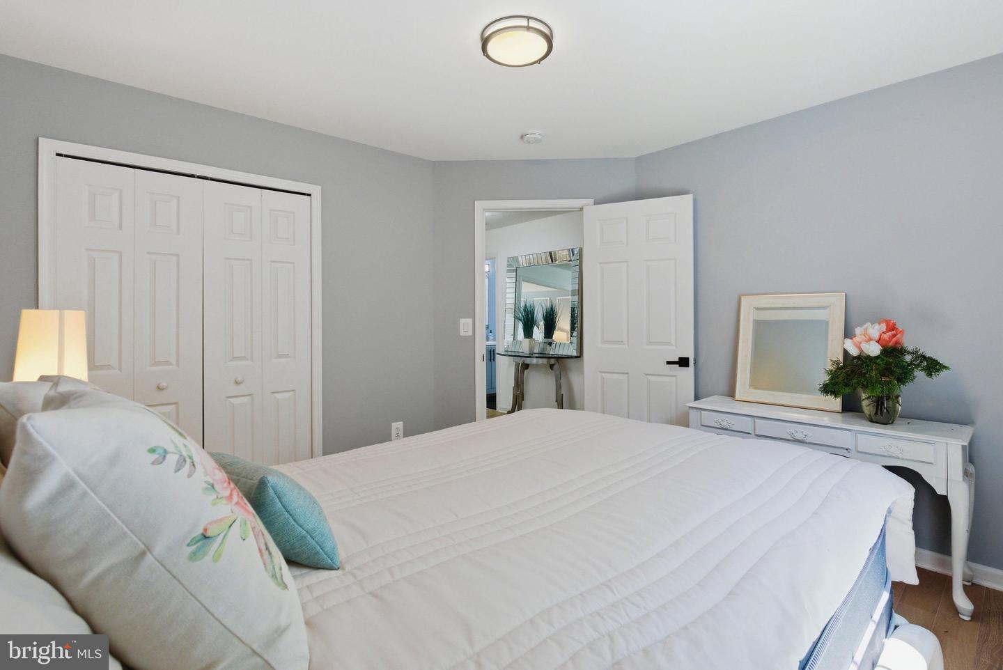 10654 Ashford Cir Property Photo 31