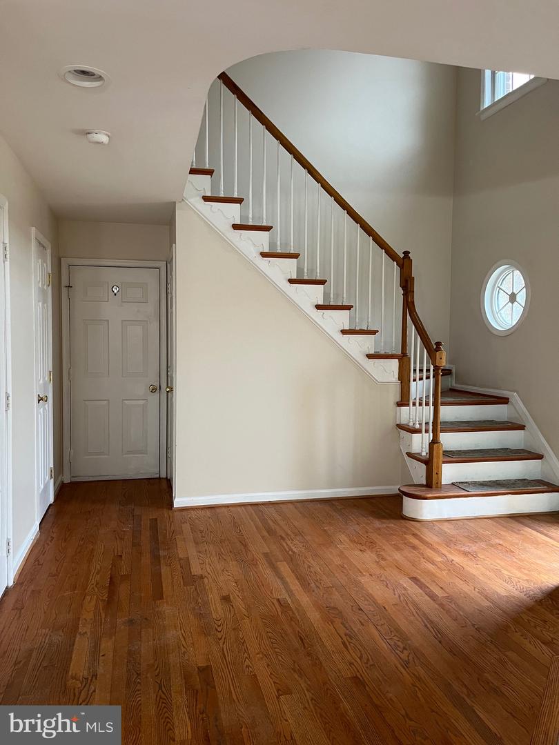 2808 Trumpeter Ct Property Photo 4