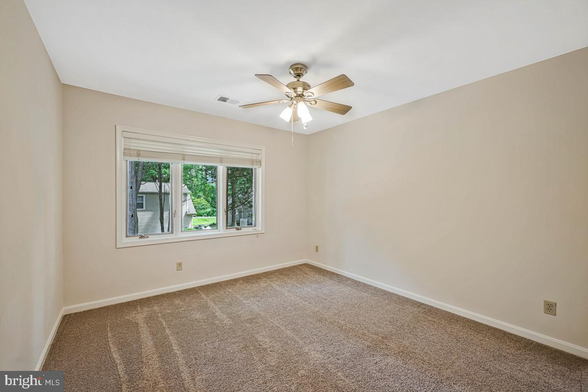 14600 Honeysuckle Way Property Photo 33
