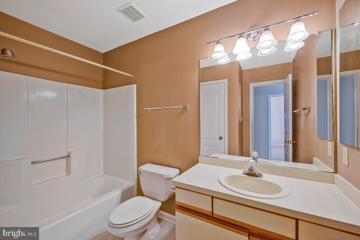 14600 Honeysuckle Way Property Photo 35