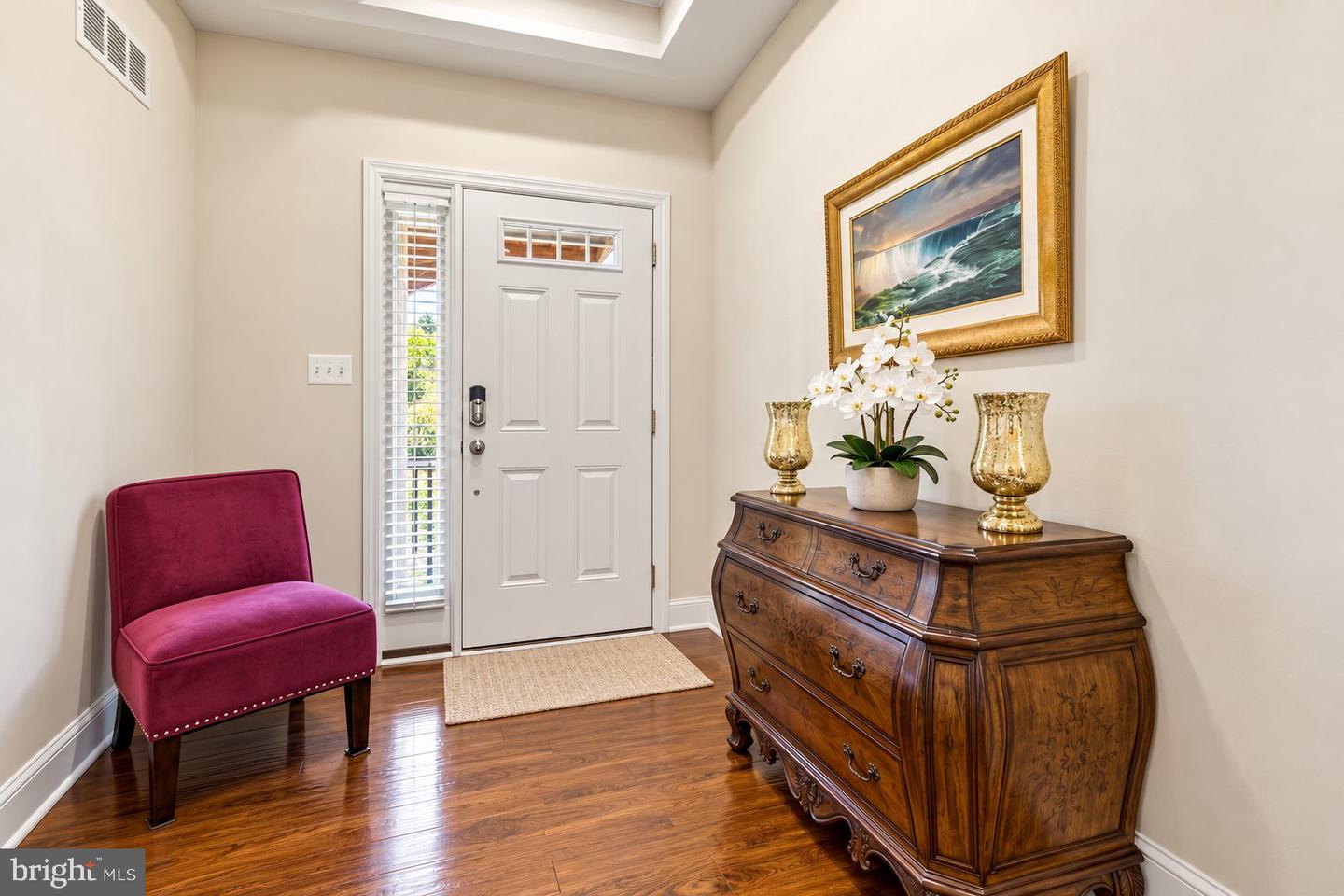11239 Penzance Ln Property Photo 4