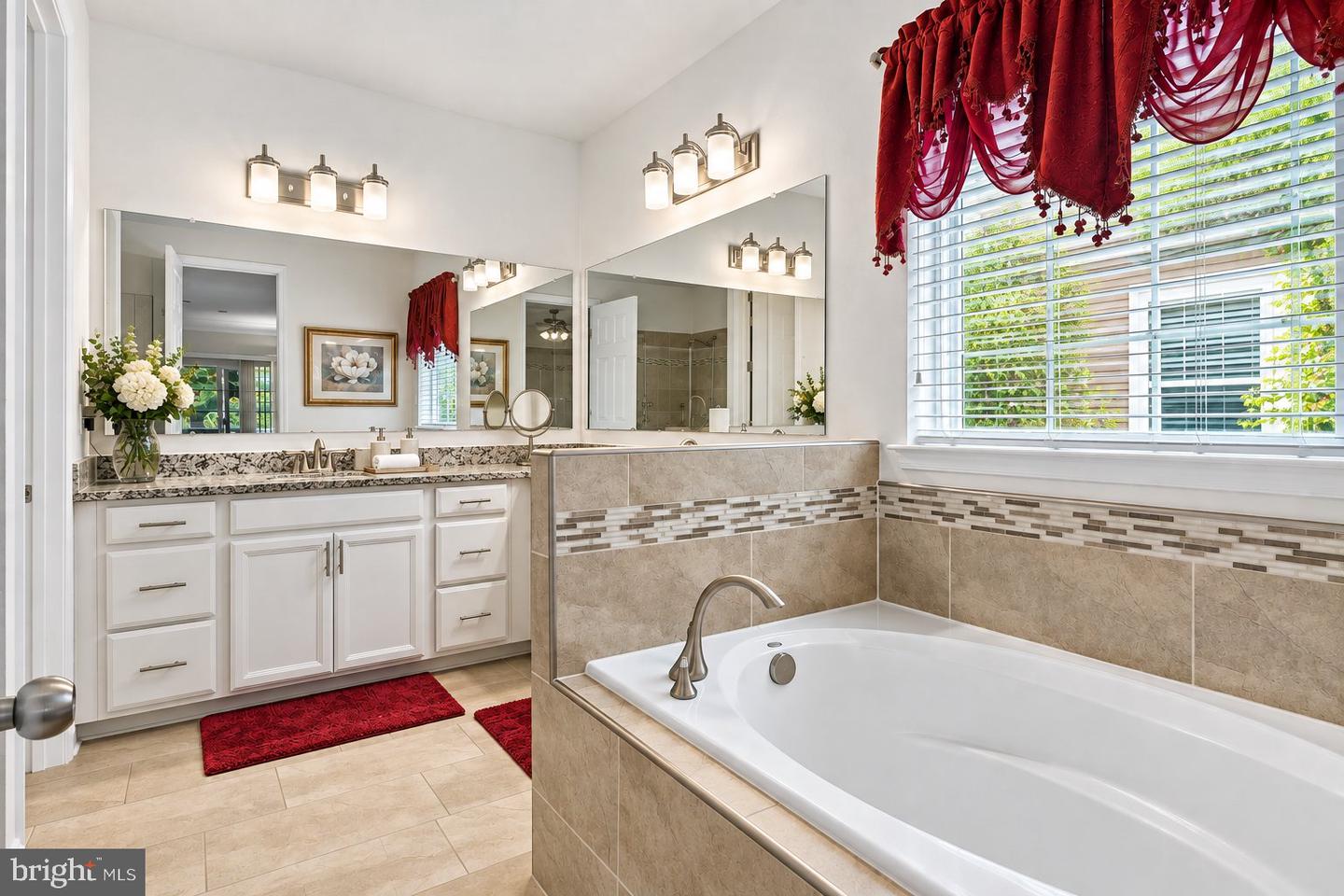 11239 Penzance Ln Property Photo 16