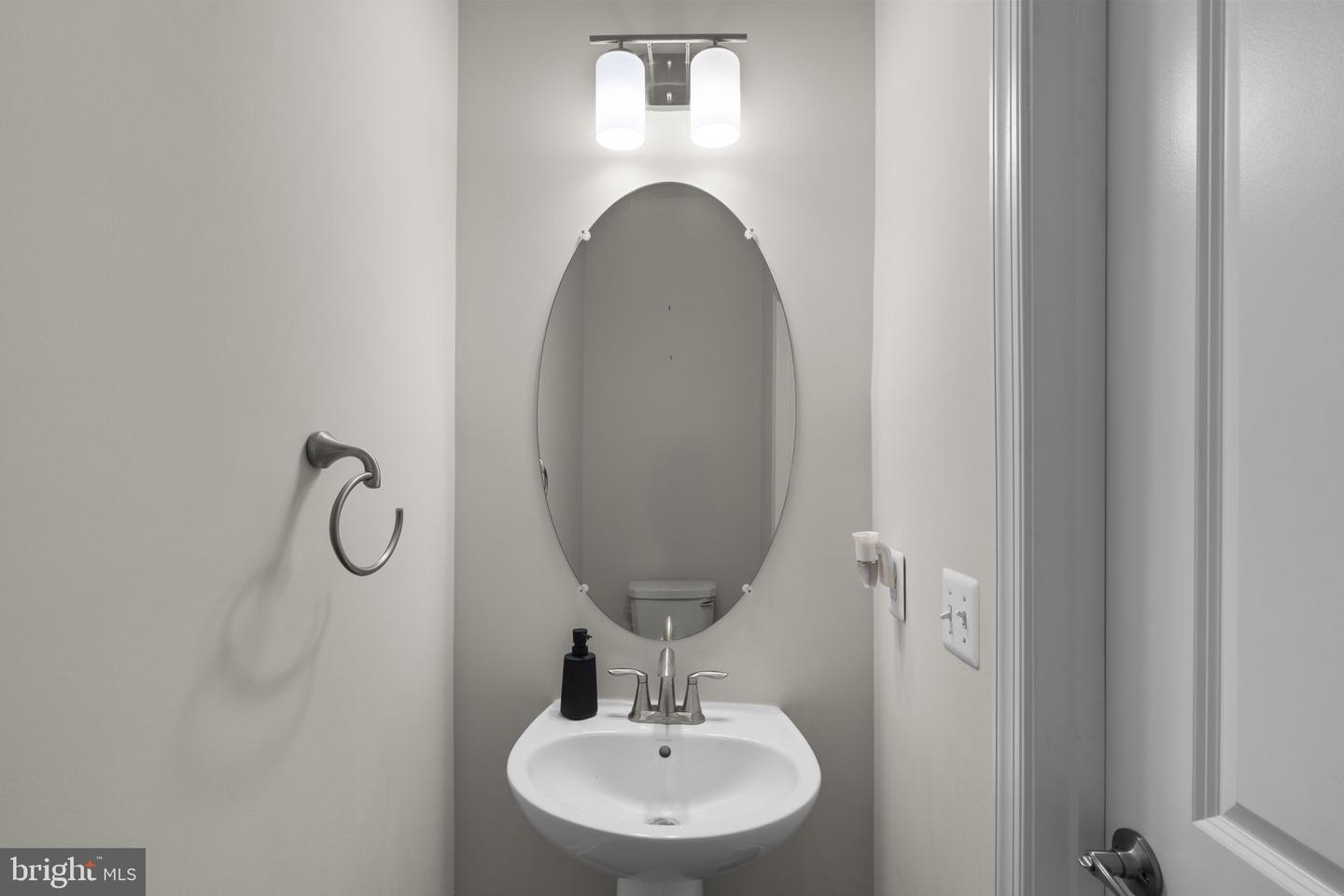 11279 St Luke Dr Property Photo 13