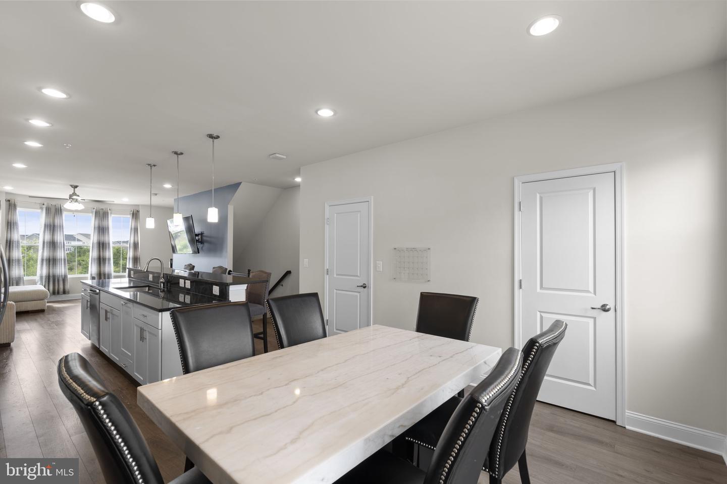 11279 St Luke Dr Property Photo 16