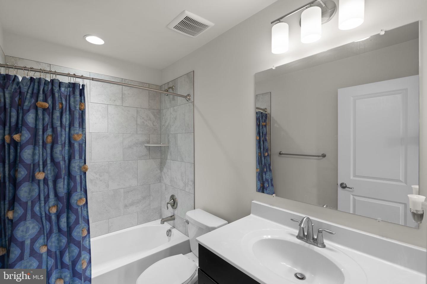 11279 St Luke Dr Property Photo 27