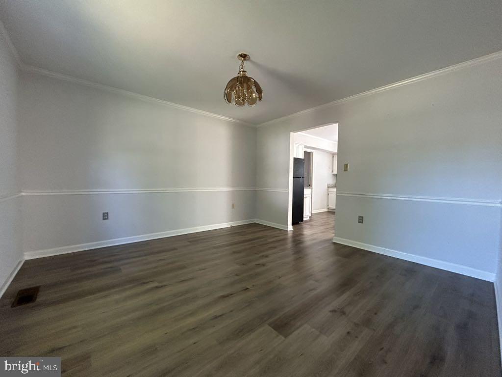 3402 Williamsburg Dr Property Photo 2