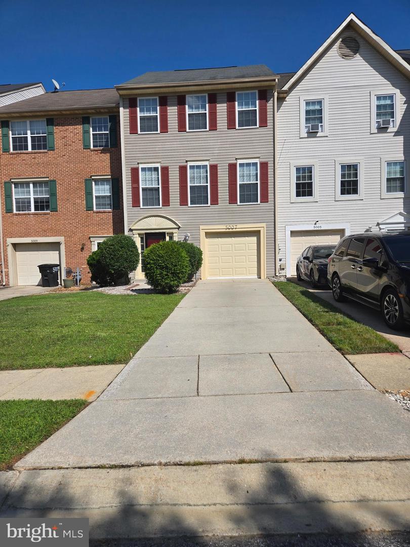 5007 DOCTORFISH CT Property Photo 1