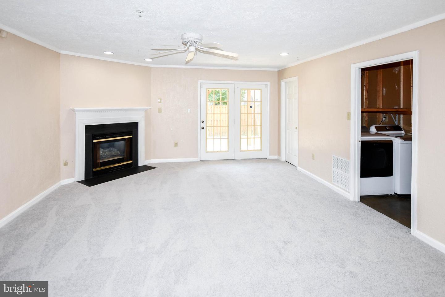 5007 Doctorfish Ct Property Photo 18