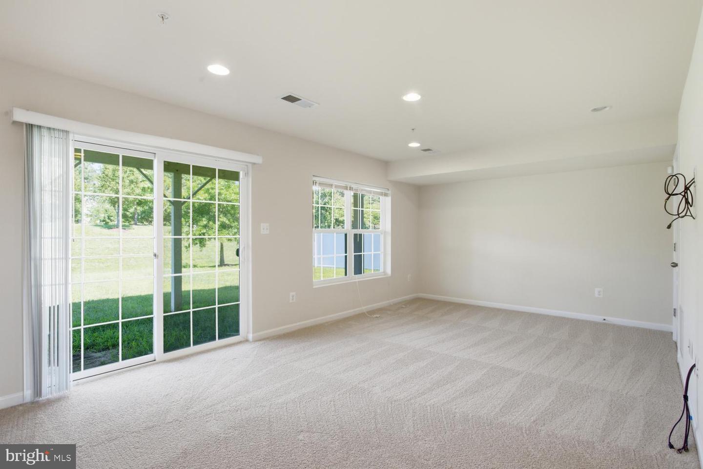 11664 Palm Desert Pl Property Photo 20