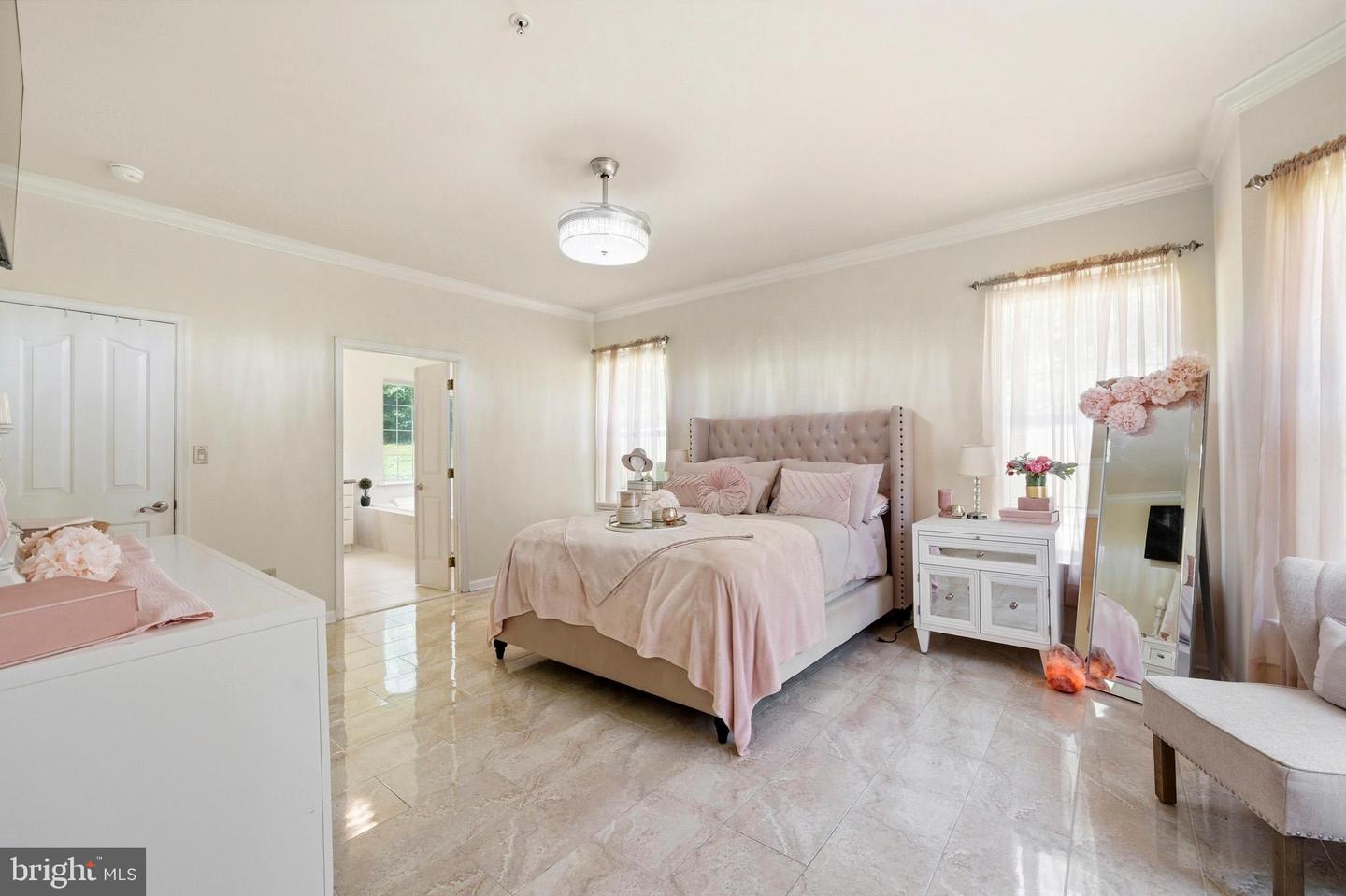 8005 Tiki Pl Property Photo 15