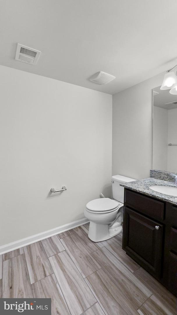 10185 Warfield St Property Photo 19