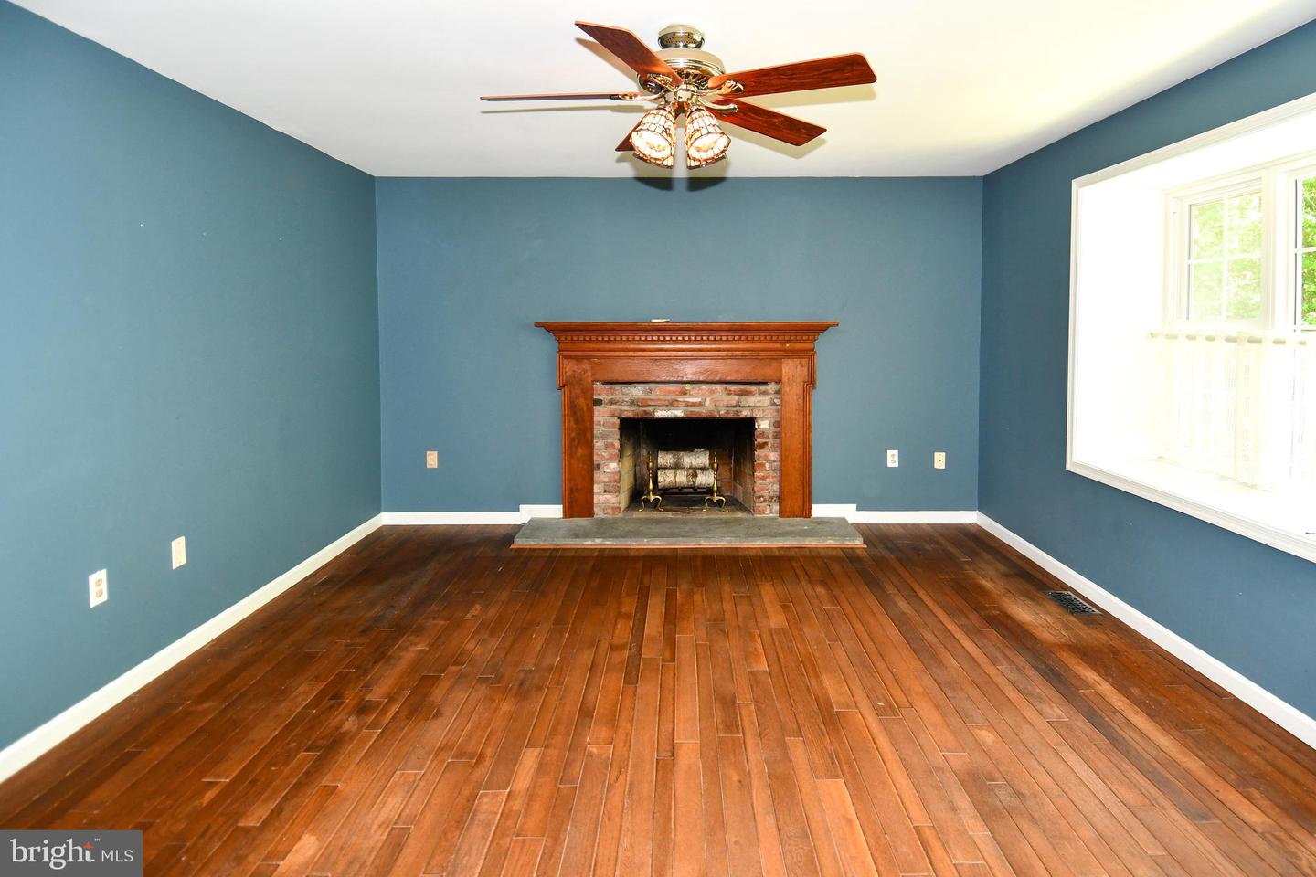 8870 Brook Dr Property Photo 15