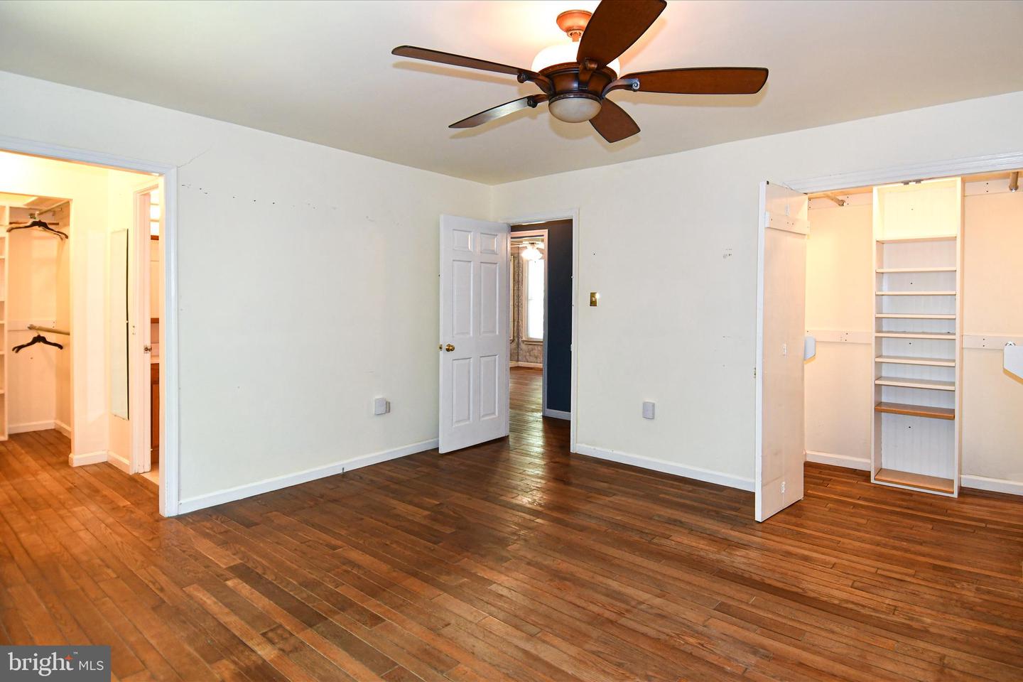 8870 Brook Dr Property Photo 27