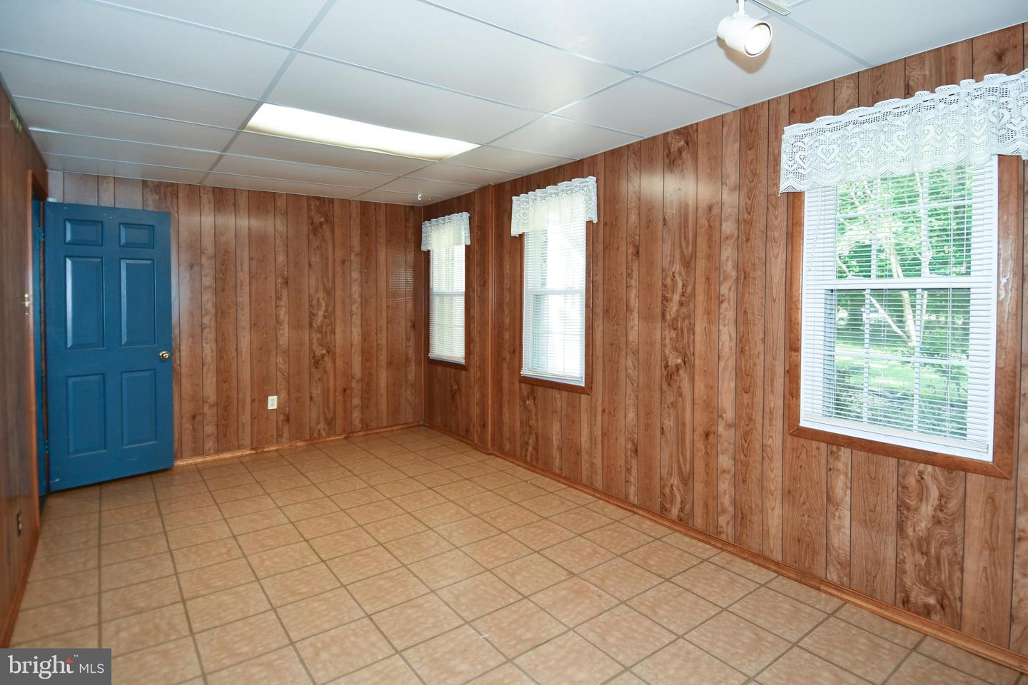 8870 Brook Dr Property Photo 40