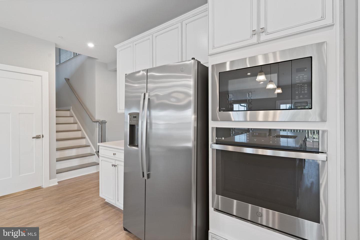 10602 Starfire Ln Property Photo 12