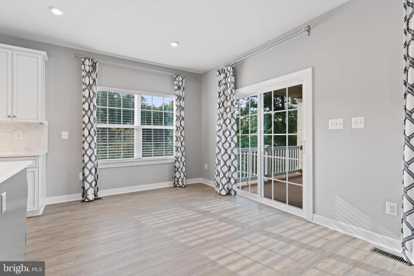 10602 Starfire Ln Property Photo 17