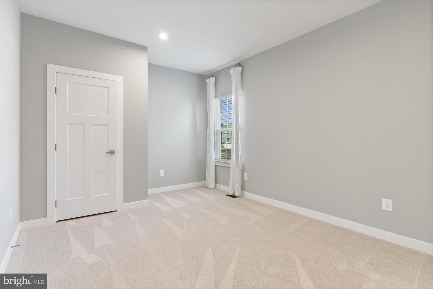 10602 Starfire Ln Property Photo 20