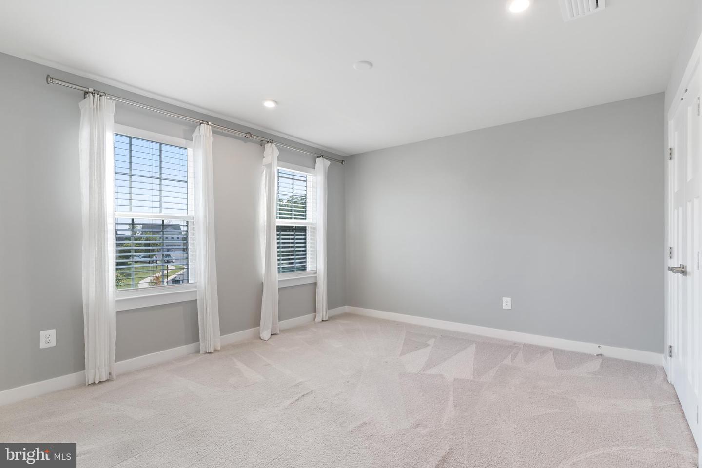 10602 Starfire Ln Property Photo 35