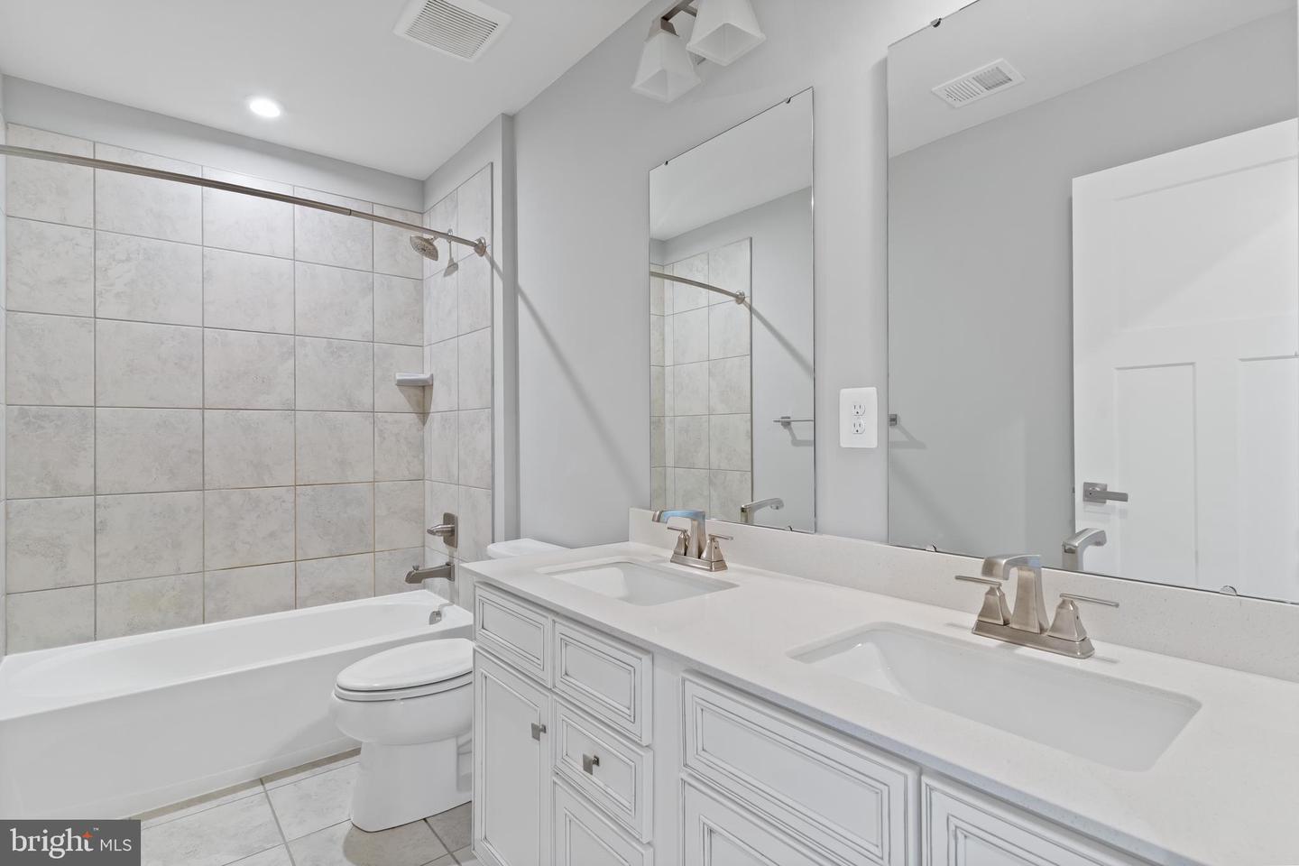 10602 Starfire Ln Property Photo 42
