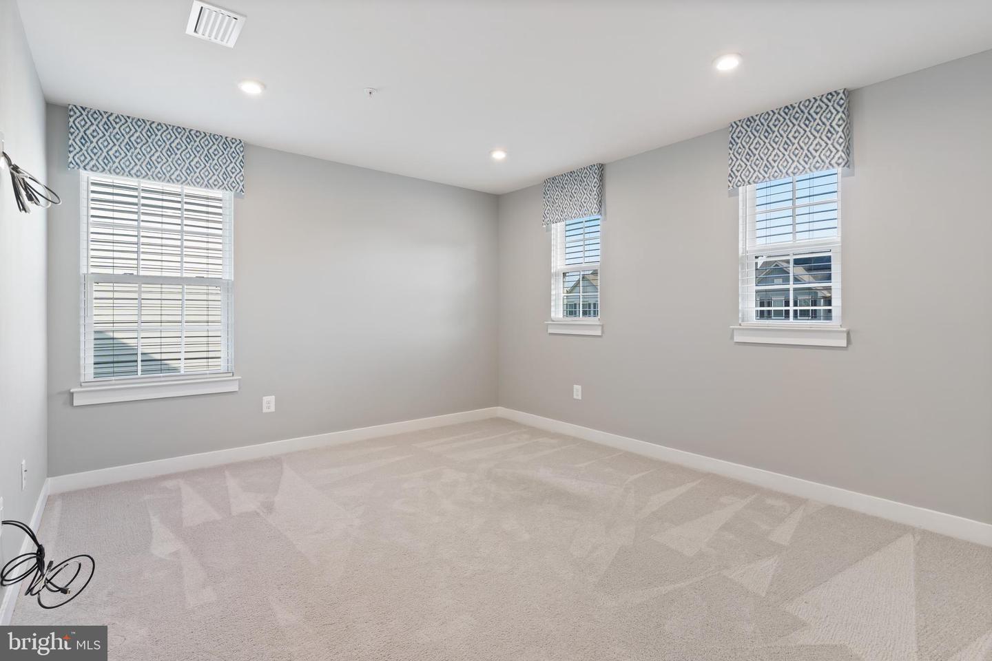 10602 Starfire Ln Property Photo 43