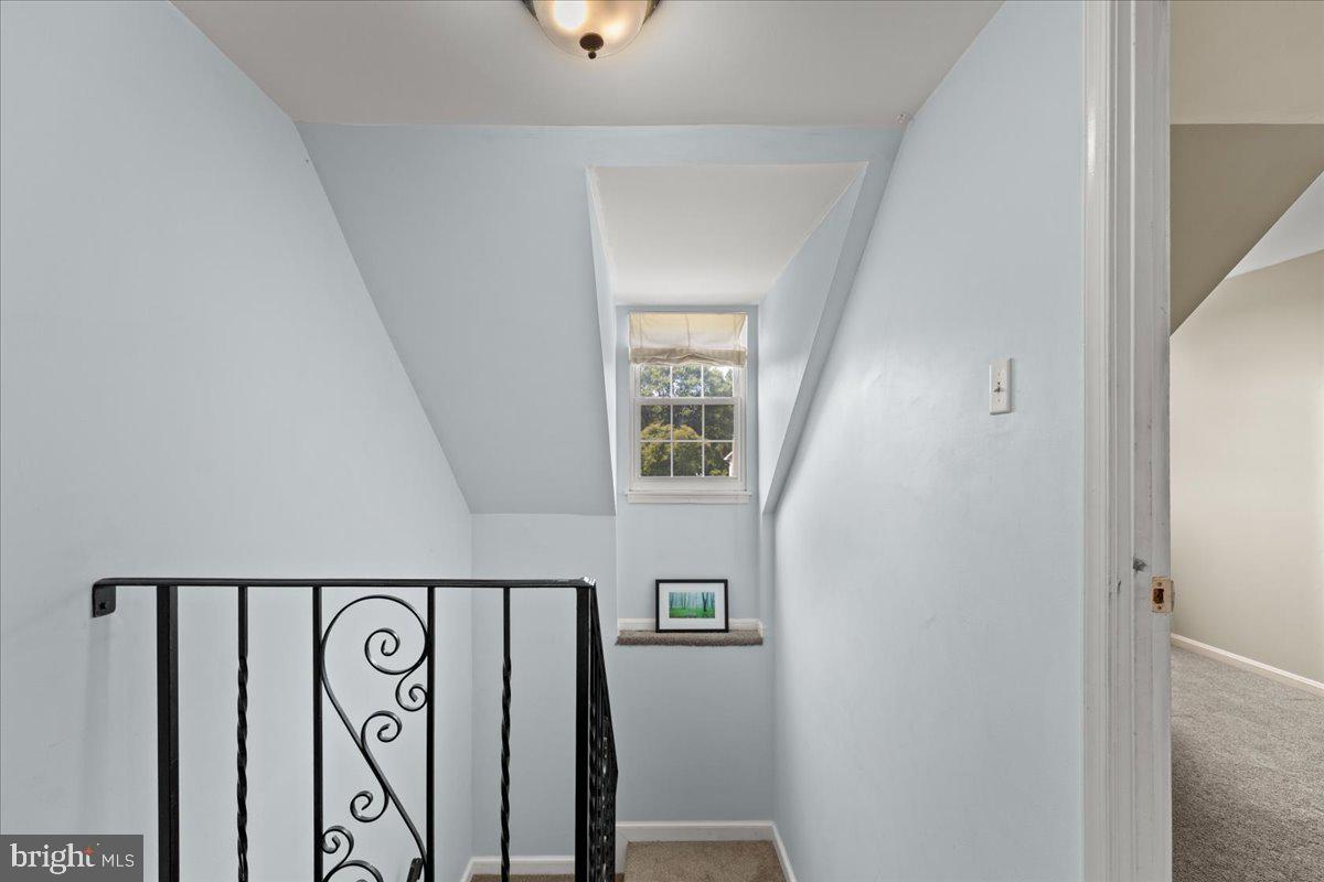 8929 Locust St Property Photo 22