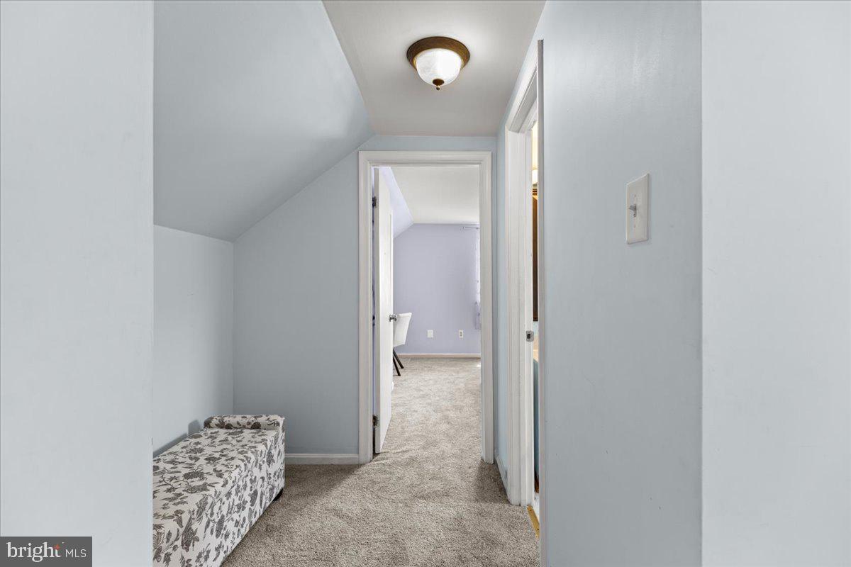 8929 Locust St Property Photo 25