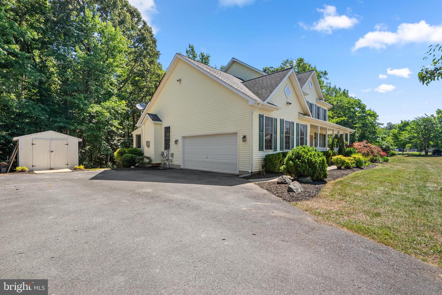 7425 Sandy Bottom Ct Property Photo 1