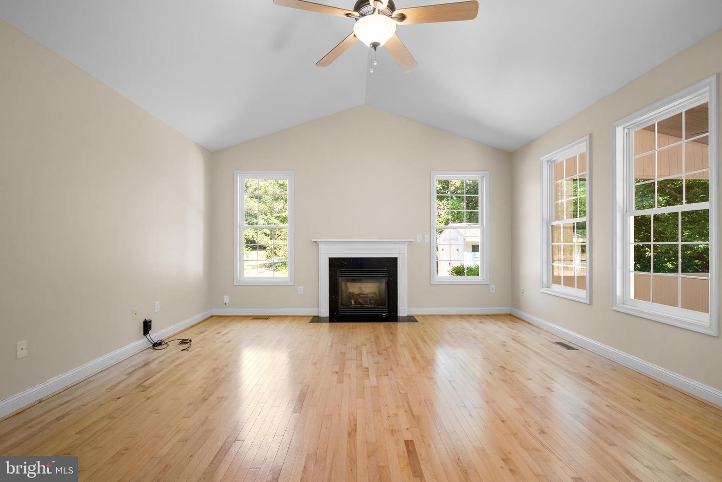 7425 Sandy Bottom Ct Property Photo 17