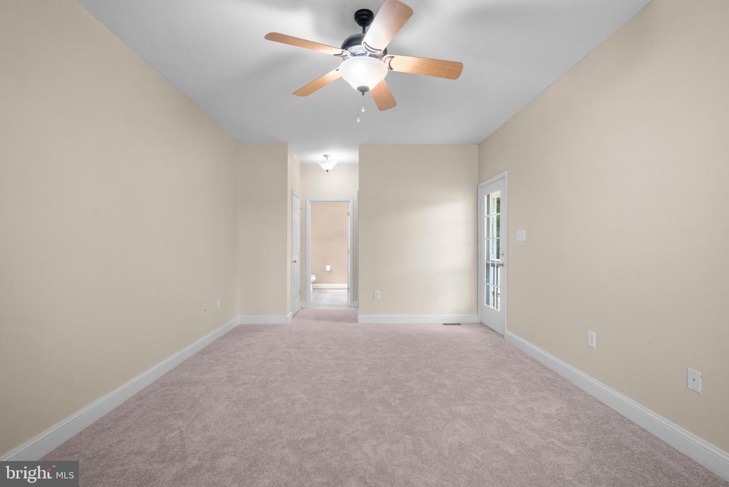 7425 Sandy Bottom Ct Property Photo 27
