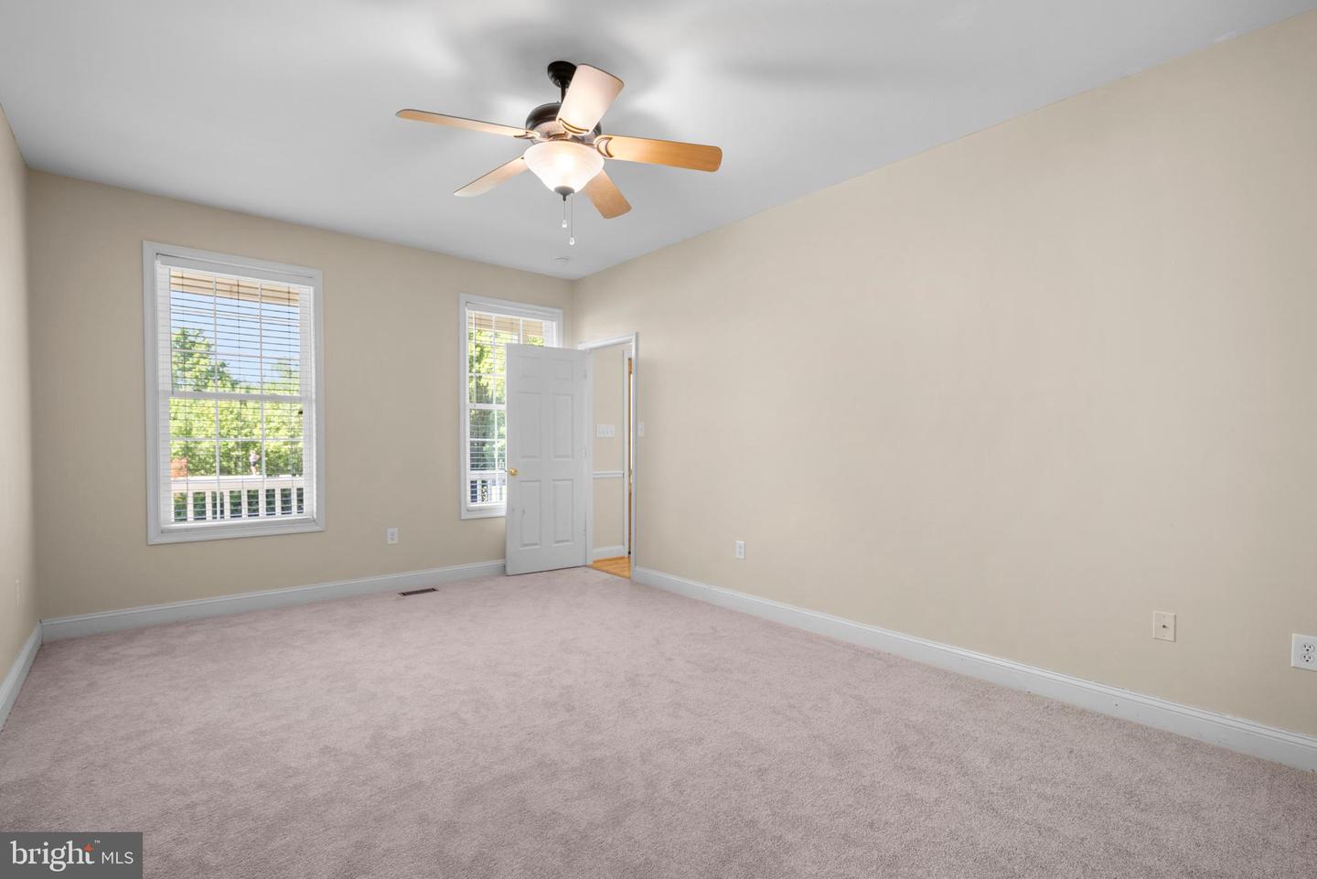 7425 Sandy Bottom Ct Property Photo 28