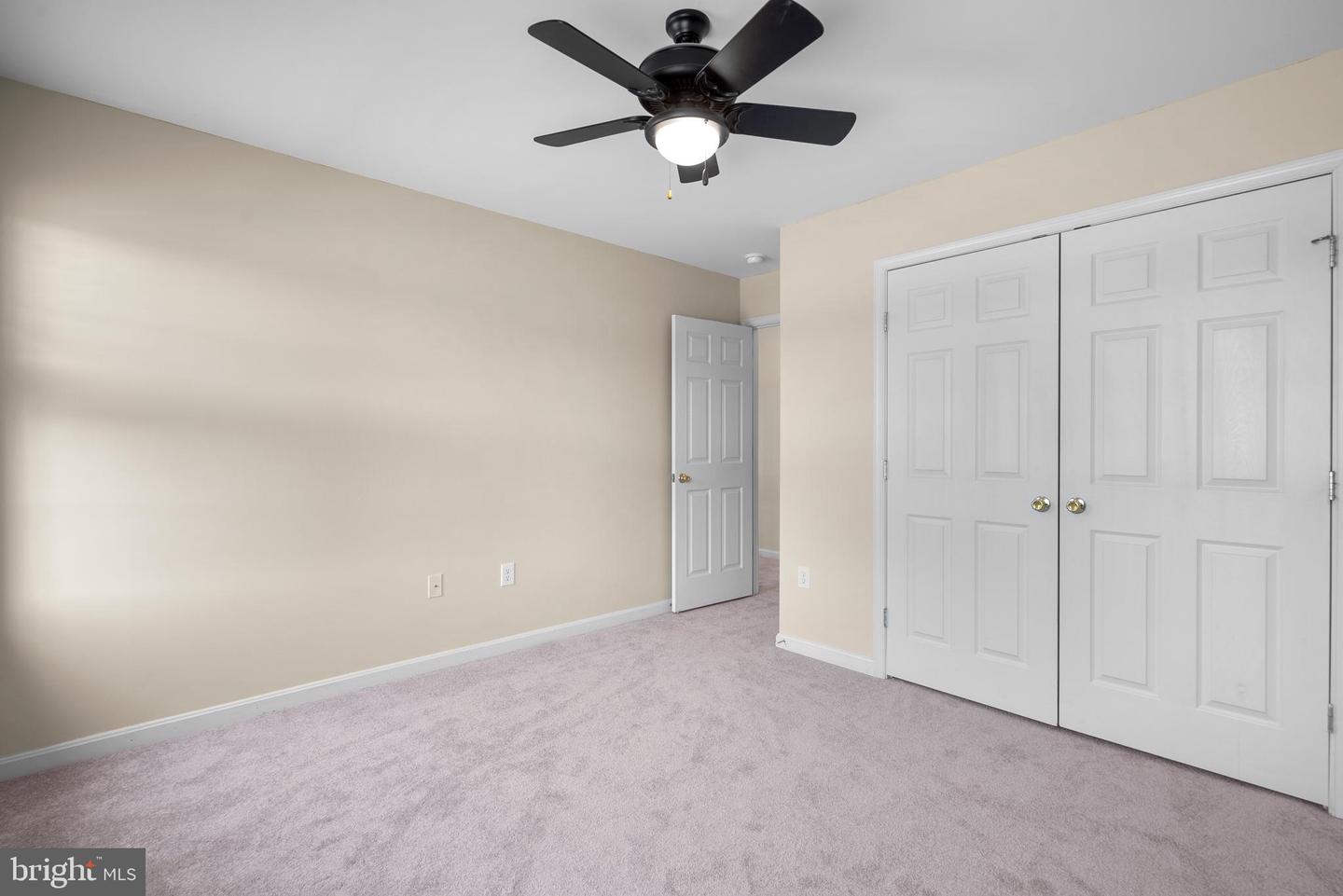 7425 Sandy Bottom Ct Property Photo 42
