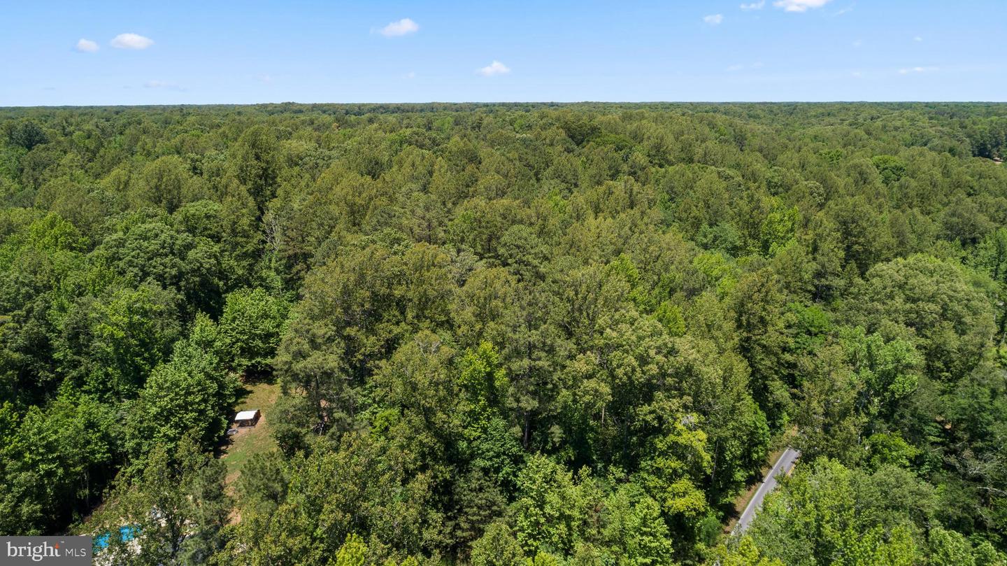 8625 Keech Rd Property Photo 8
