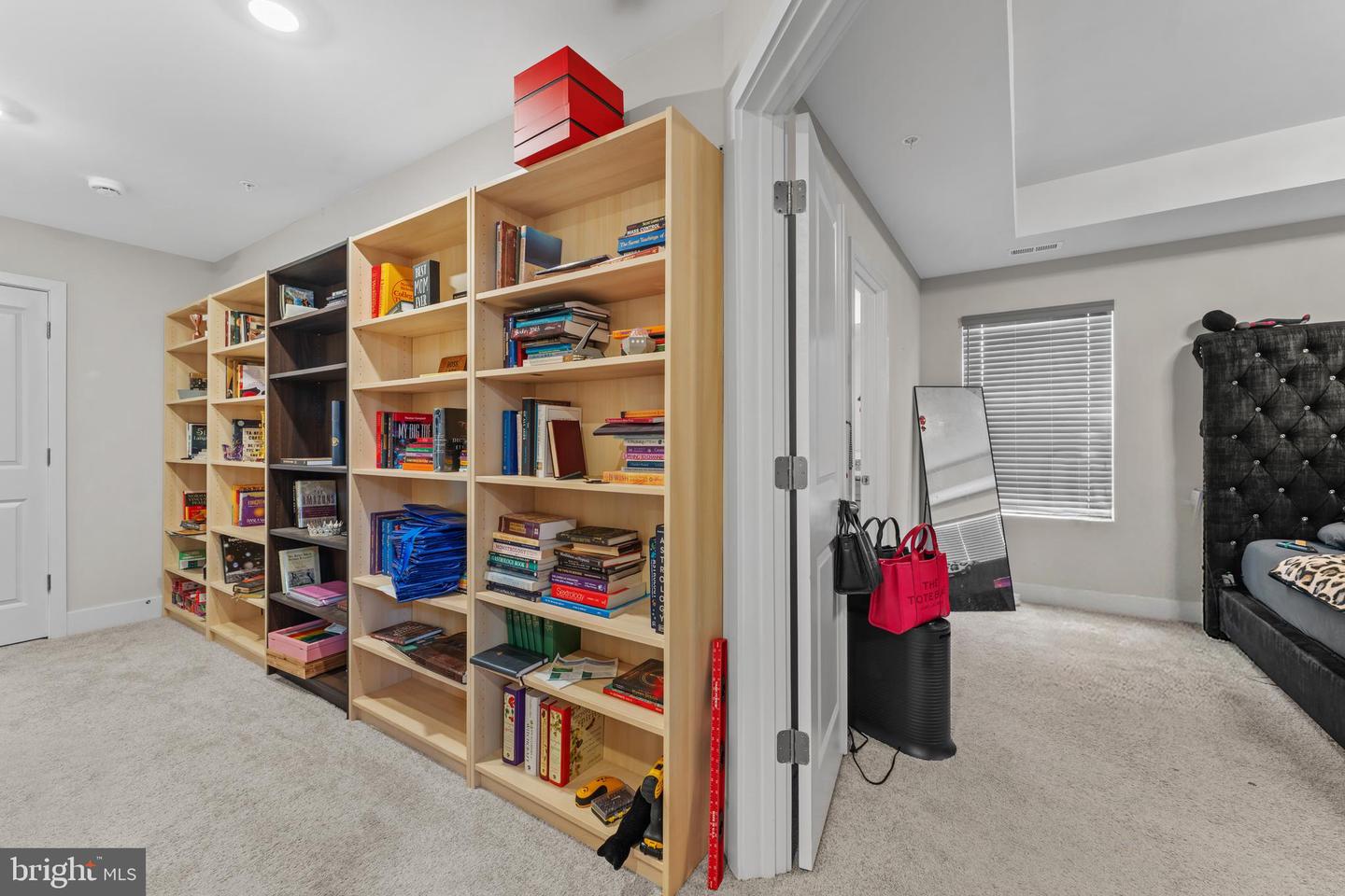 5192 Newport Cir Property Photo 23