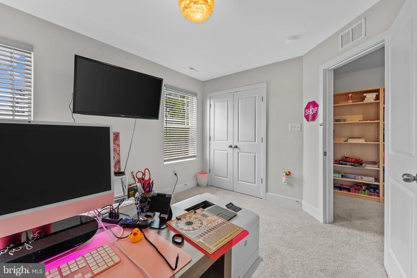 5192 Newport Cir Property Photo 35