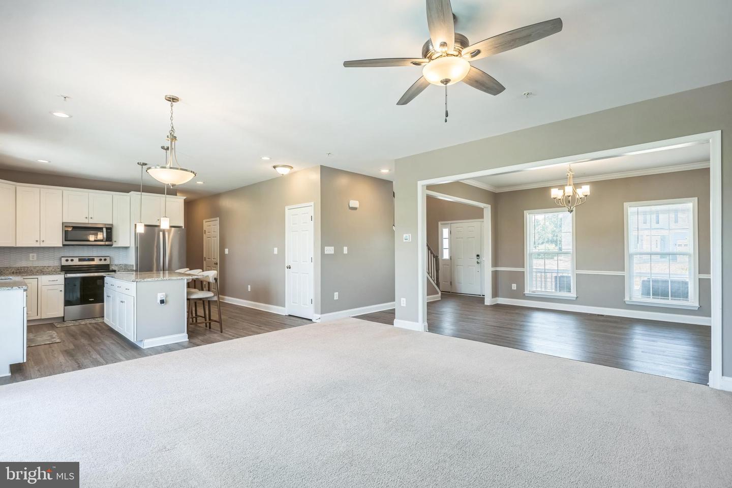 14 Candleberry Dr Property Photo 10