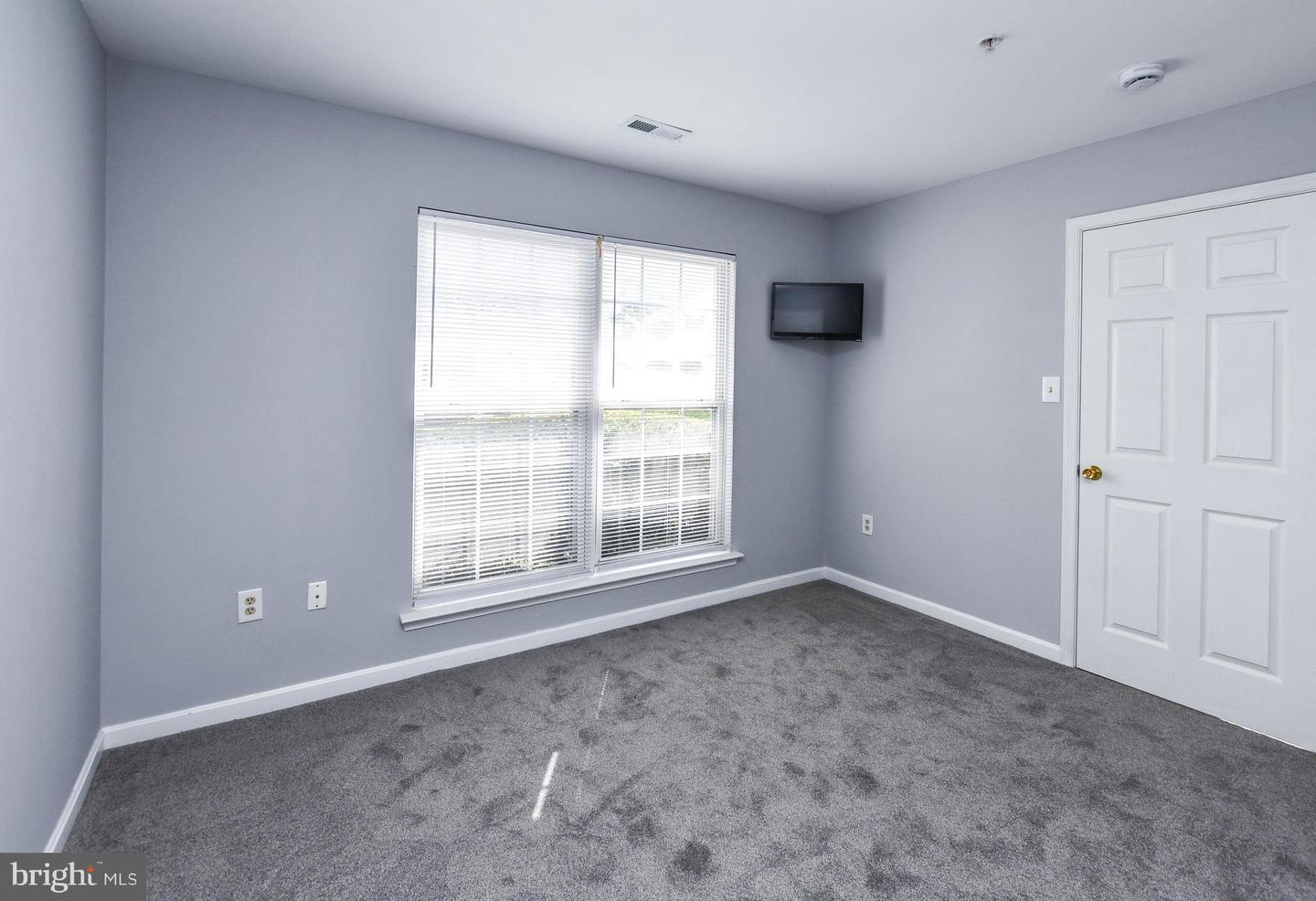 2547 Enterprise Pl Property Photo 10