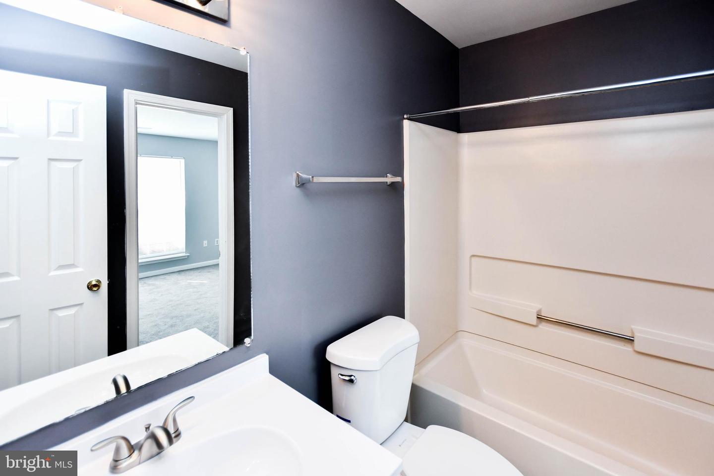 2547 Enterprise Pl Property Photo 12