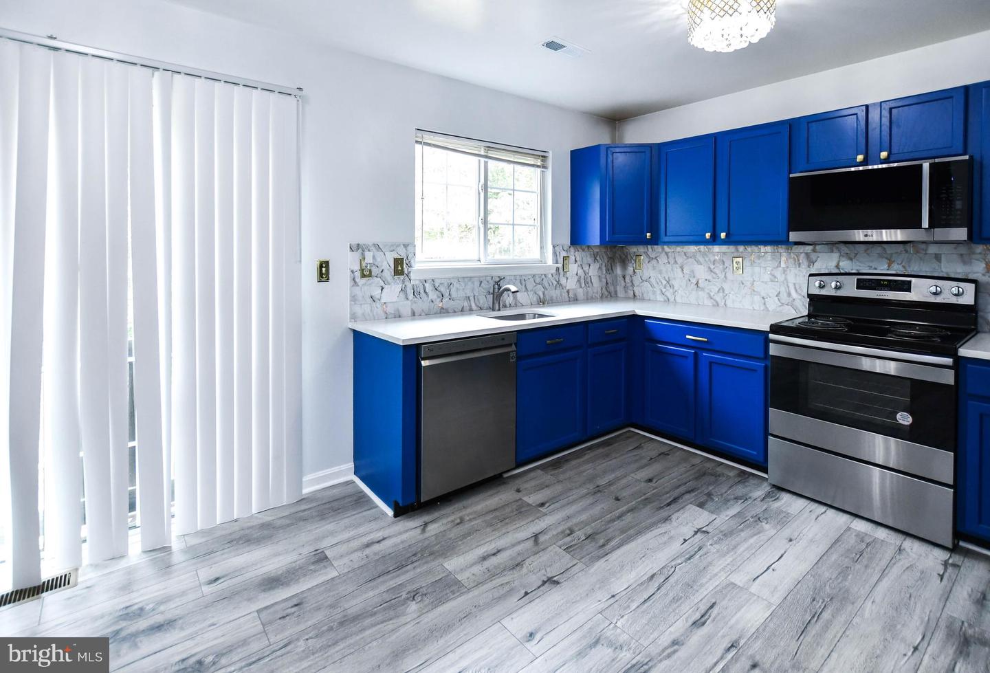 2547 Enterprise Pl Property Photo 27