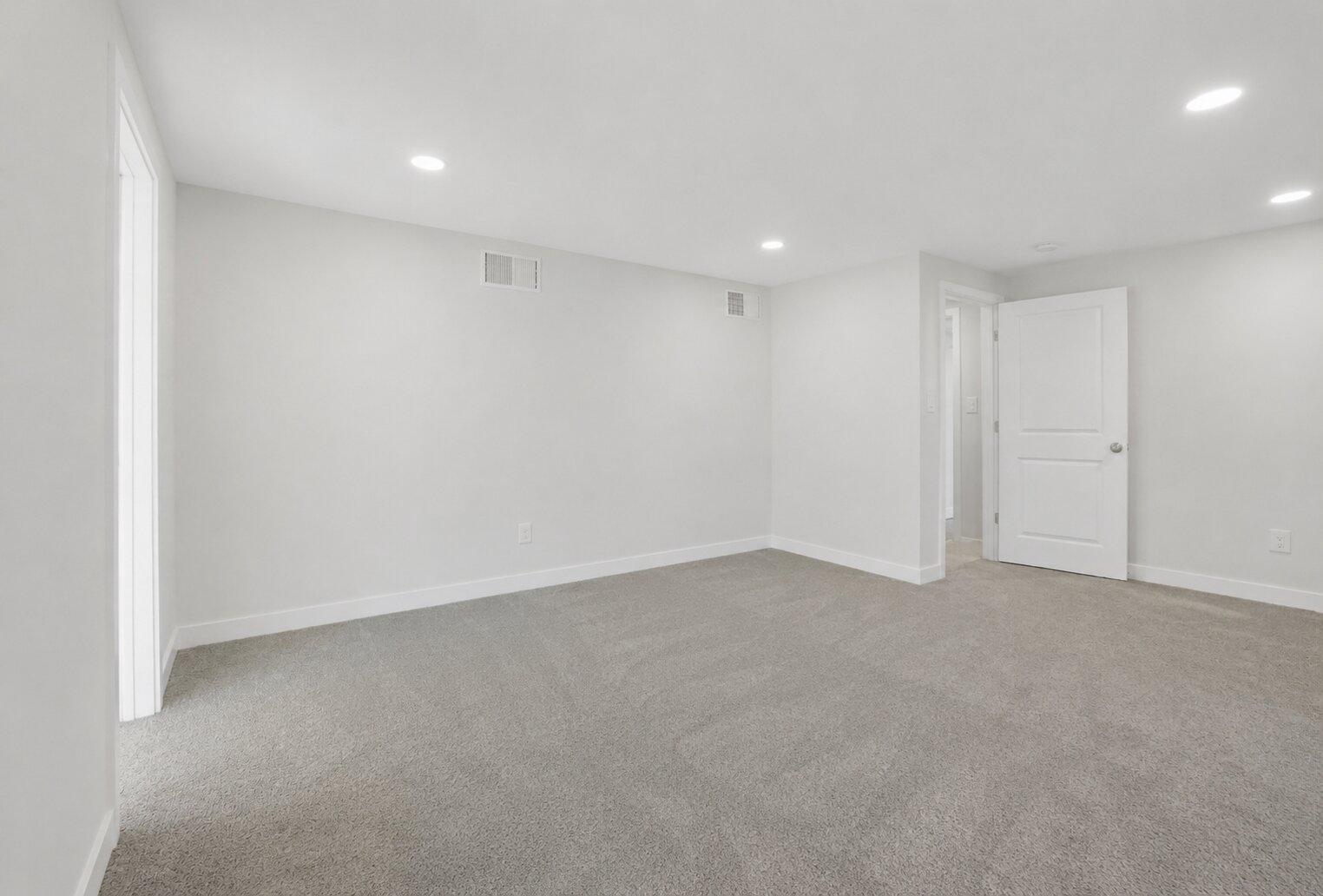 4425 Strauss Ave Property Photo 9