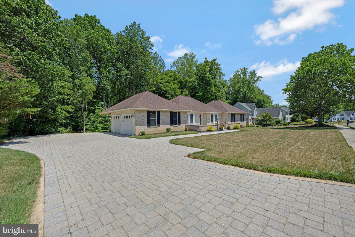 1010 WALES DR Property Photo 1