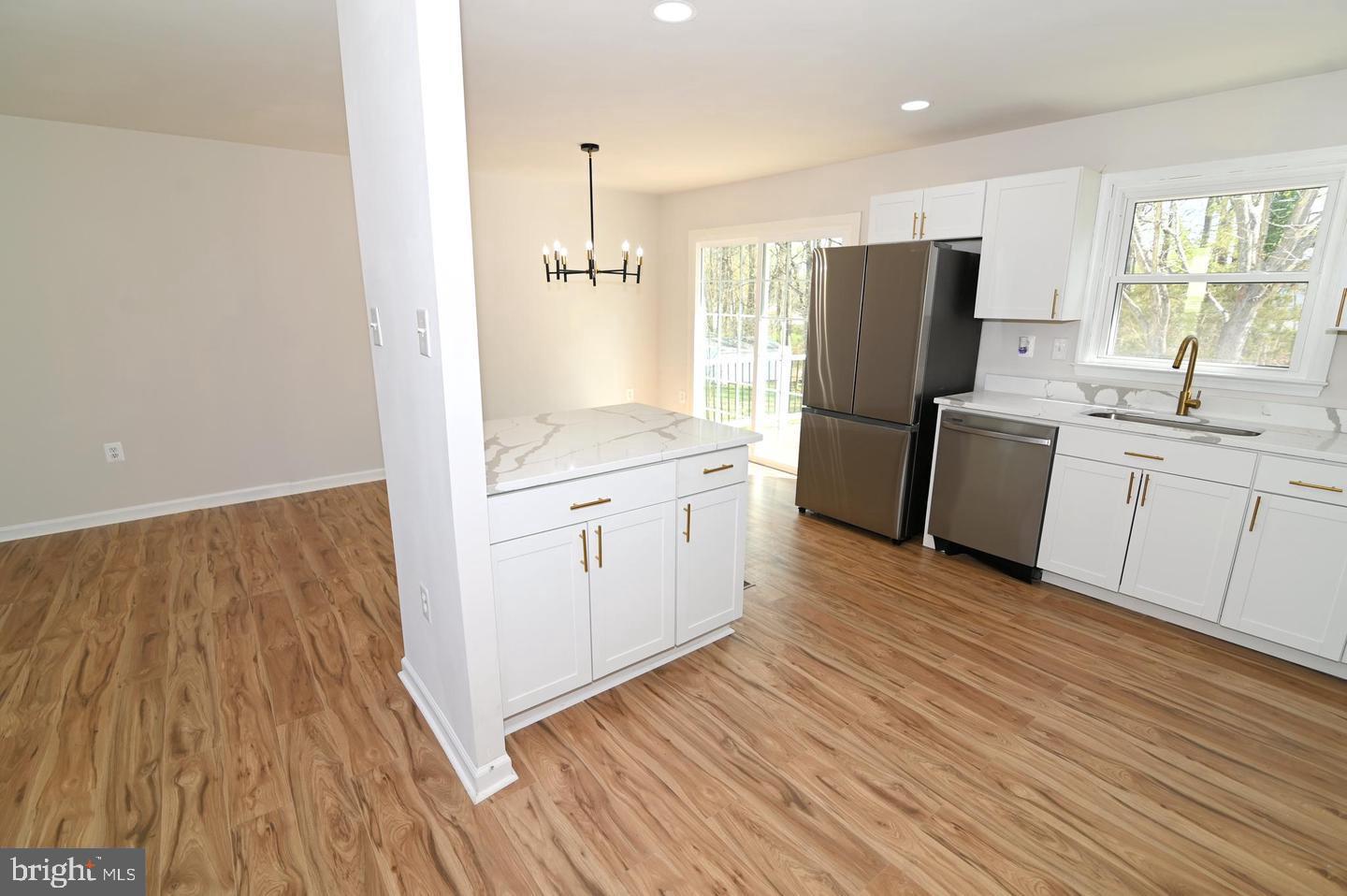 2124 Bell Tree Ln Property Photo 14