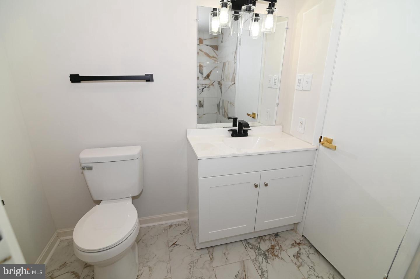 2124 Bell Tree Ln Property Photo 37