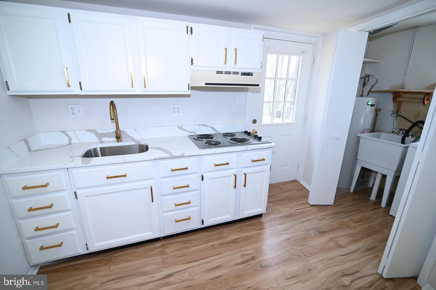 2124 Bell Tree Ln Property Photo 44