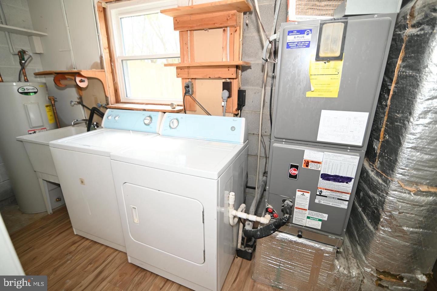 2124 Bell Tree Ln Property Photo 48